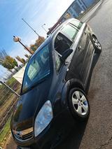 Opel Zafira B Benzin 1.6 L 7 Sitzplätzen - Opel Zafira Gebrauchtwagen in Saarbrücken