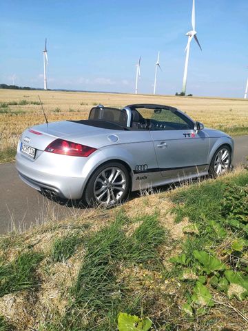 Audi TTS Roadster  2.0 TFSI quattro