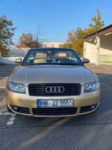 Audi A4 1.8 T Cabriolet - - Audi A4 aus 2004: 1.8