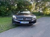 Mercedes-Benz E 220 d Autom. - - mit Diesel-Antrieb: Braun, Limousine