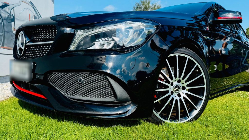 Image of Mercedes-Benz CLA 250
