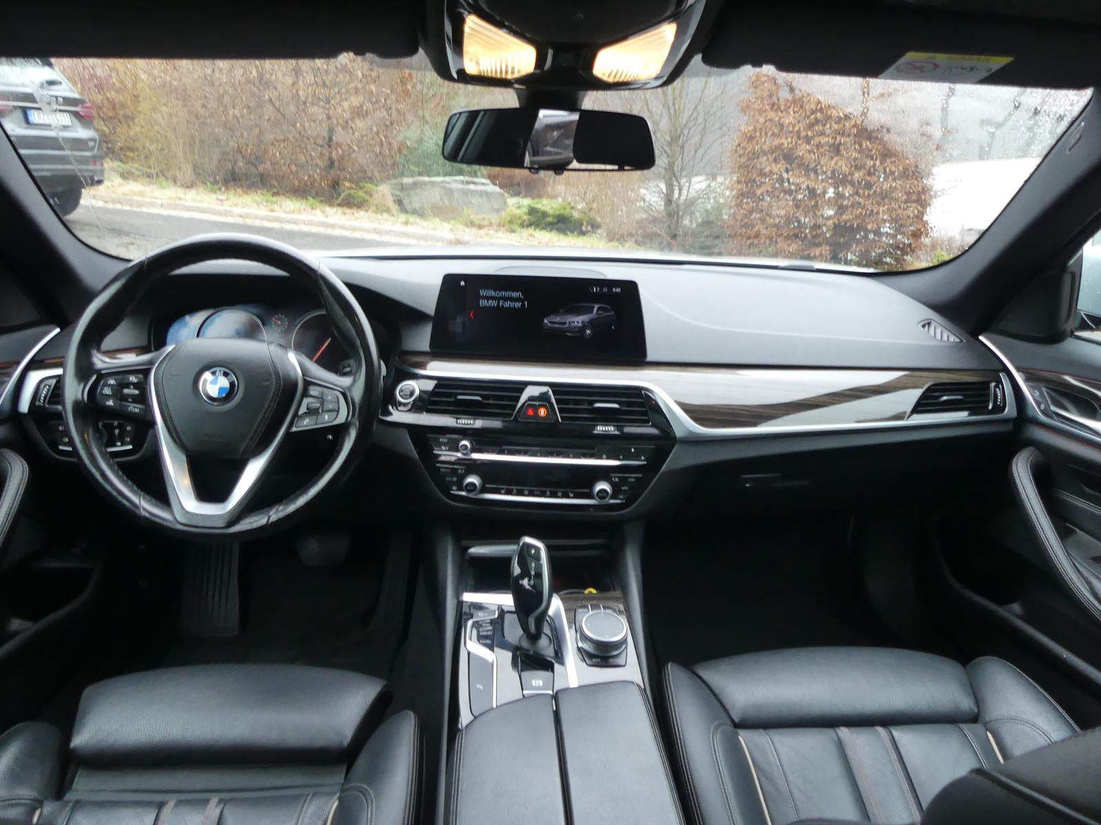 BMW 520d Sport Line*Automatik*Head-up*Pano*Tempomat