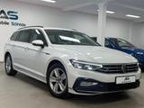 Volkswagen Passat 2.0 TDi R-line DSG Navi/IQLight/Virtual/A - VW Passat Gebrauchtwagen in Braunschweig