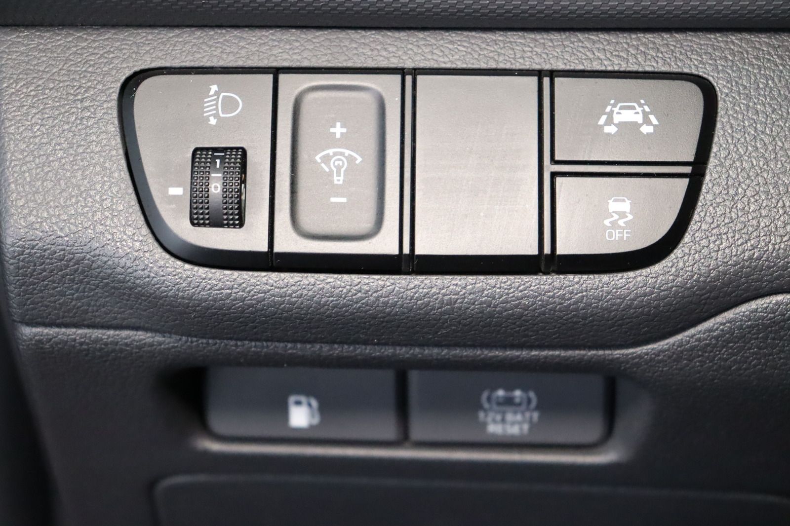 Fahrzeugabbildung Hyundai IONIQ 1.6i GDi HEV Hybrid Style