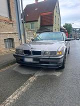 BMW e38 728 i - BMW 728 aus 1999: 728i