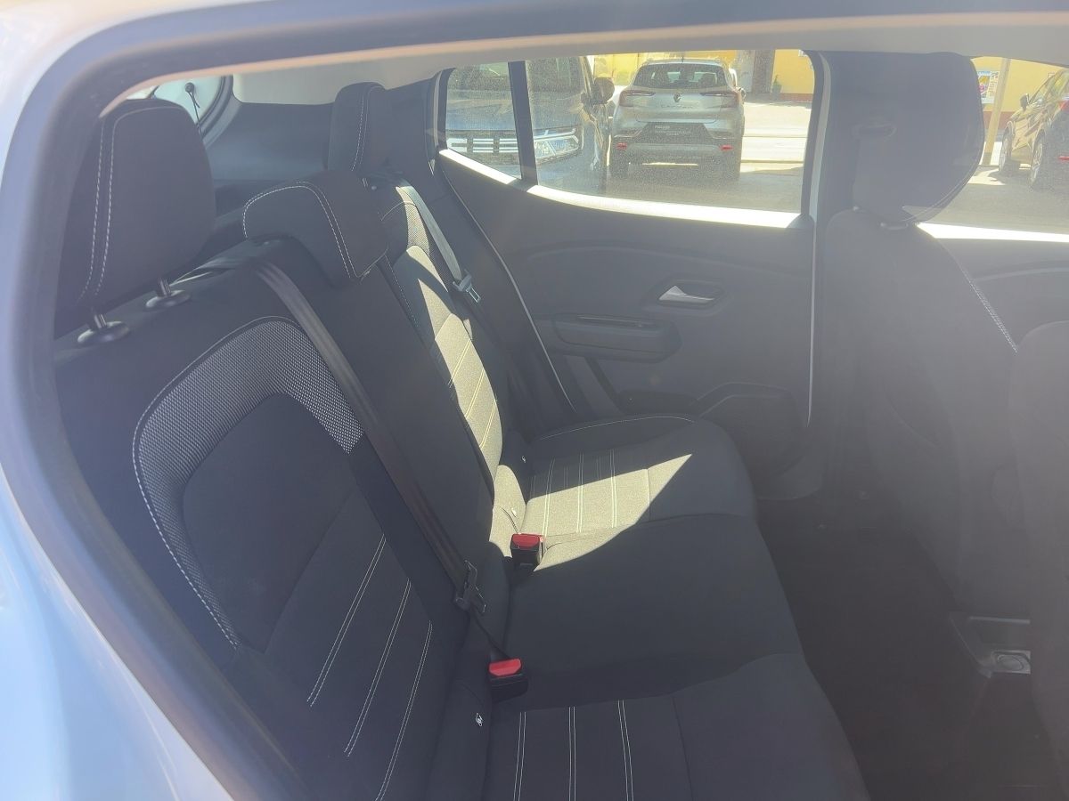Fahrzeugabbildung Dacia Sandero Expression TCe 90