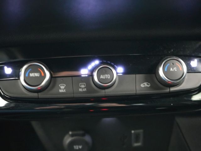 Corsa F FACELIFT GS AT+LED LICHT+NAVI+RÜCKFAHRKA