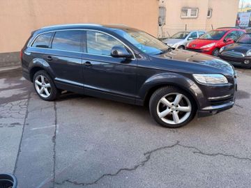 Audi Q7 - 8