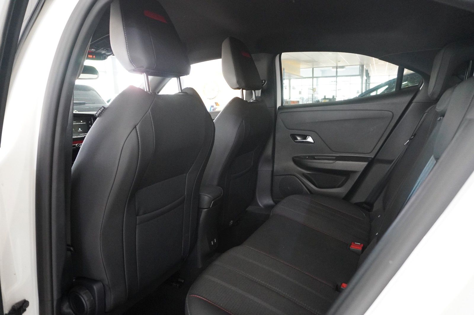 Fahrzeugabbildung Opel Mokka-e GS SPORT 1-PHASIG NAVI/LED/KAMERA/DAB+