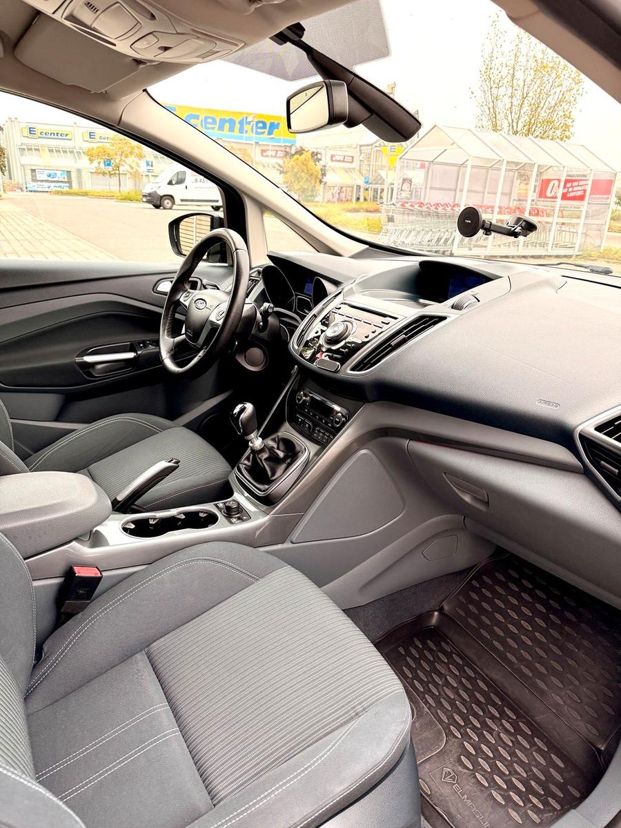 Ford C-MAX 2012 — photo 9