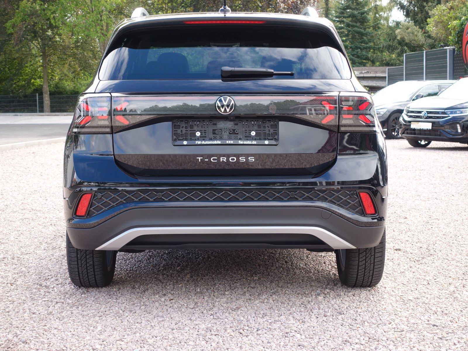 Fahrzeugabbildung Volkswagen T-Cross 1.5 TSI OPF DSG R-Line I.Hd/AHK/Matrix/.