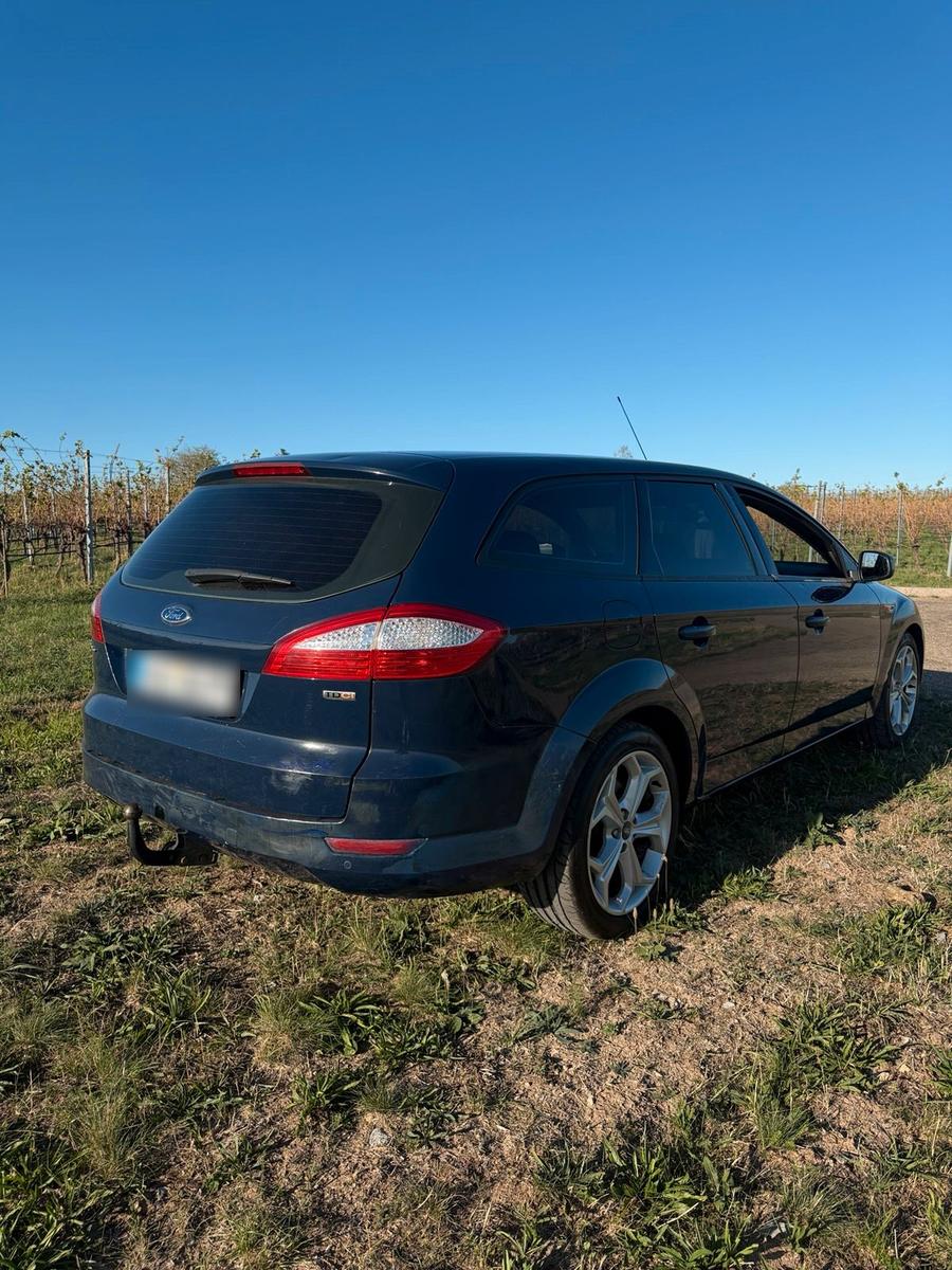 Ford Mondeo 2009 — engine 140 HP (103kW)
