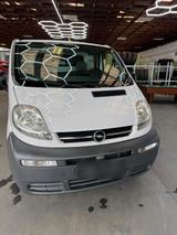 Opel Vivaro 2,5 CDTI - gebrauchte Opel Vivaro aus dem Jahr 2006