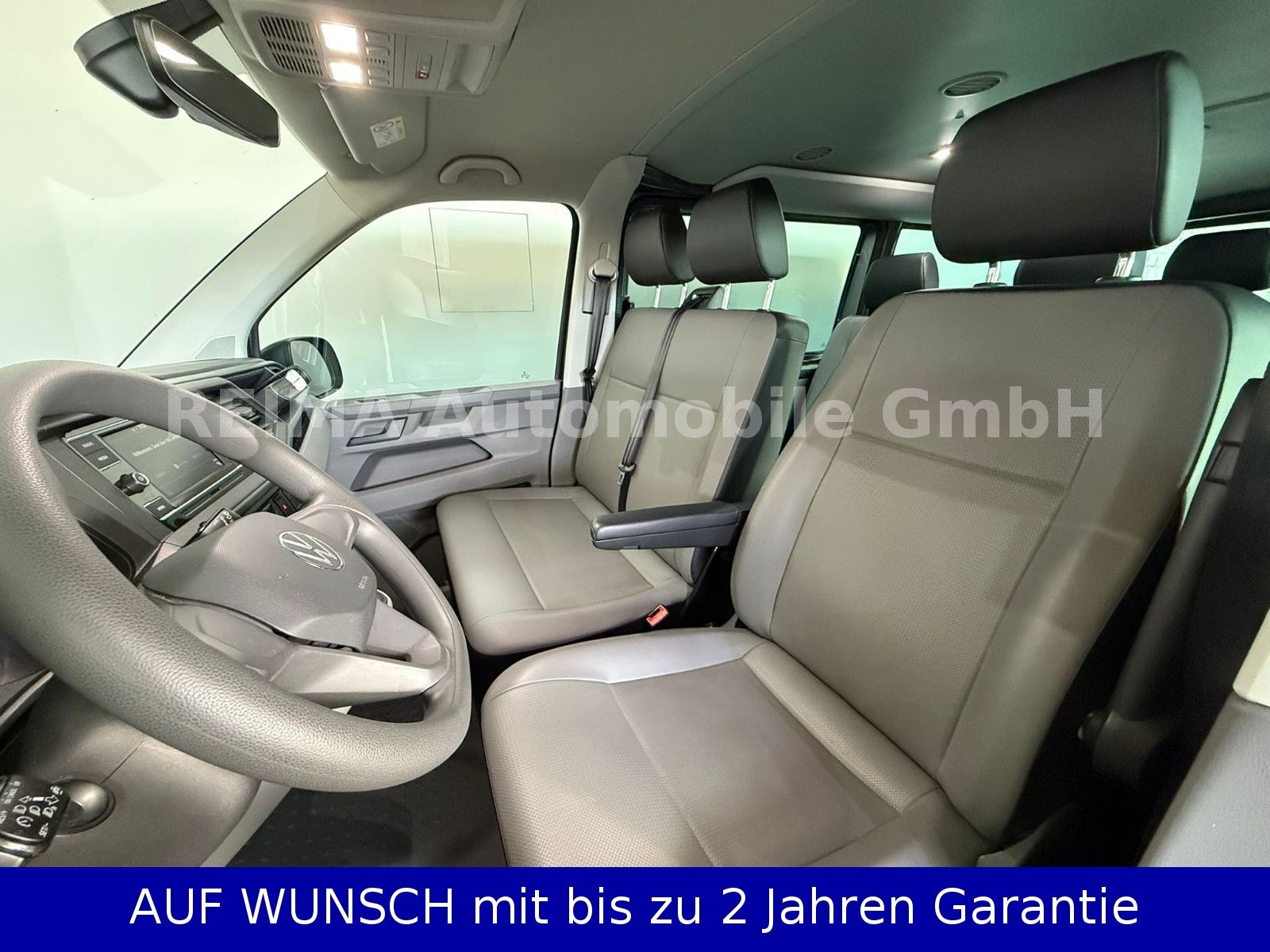 Fahrzeugabbildung Volkswagen T6.1 Bus 2,0 Diesel L 2, 9 Sitzer, Automatik