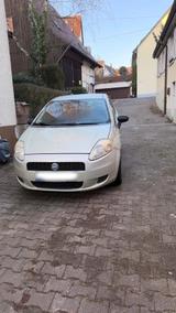 Fiat Punto  zuverlässig - Fiat Punto Gebrauchtwagen in Stuttgart
