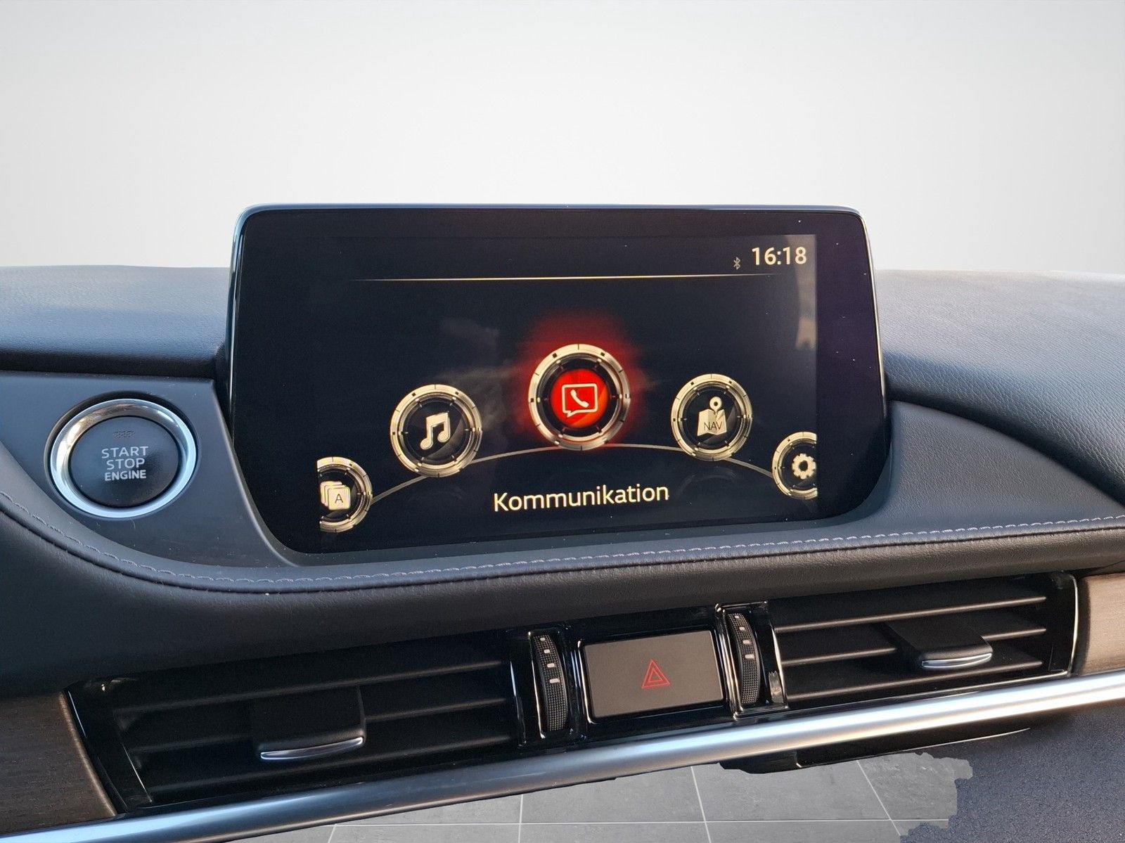 MAZDA 6 Kombi 2.5 Takumi AUTOMATIK / AHK / LEDER / SCH - Image 13