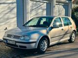 Volkswagen Golf IV silber | Baujahr 2000 | TÜV bis 06/27
