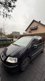 Volkswagen VW Sharan - Diesel, Baujahr 10/2009 - Gepf... - VW Sharan Gebrauchtwagen in Bielefeld