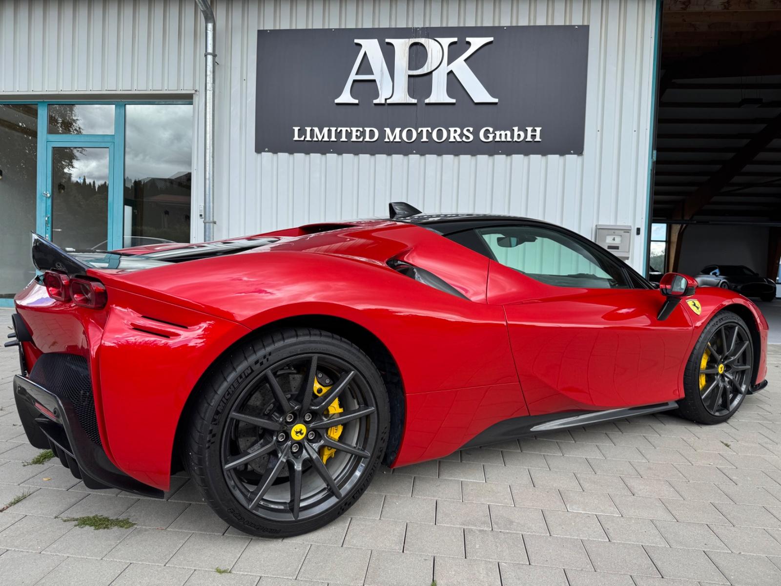 Ferrari SF90*VOLL CARBON*CERAMIK*FIORANO PAKET