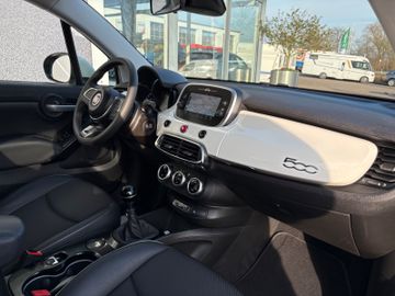 Fahrzeugabbildung Fiat 500X Cross 4x2 Navi PDC RFK CarPlay MFL uvm.