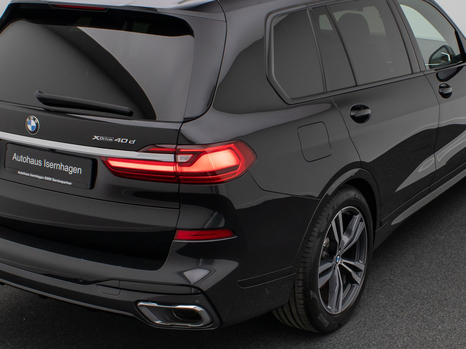 Fahrzeugabbildung BMW X7 xD40d  M Sport 360°Laser DAB Soft-Cl DisplKey