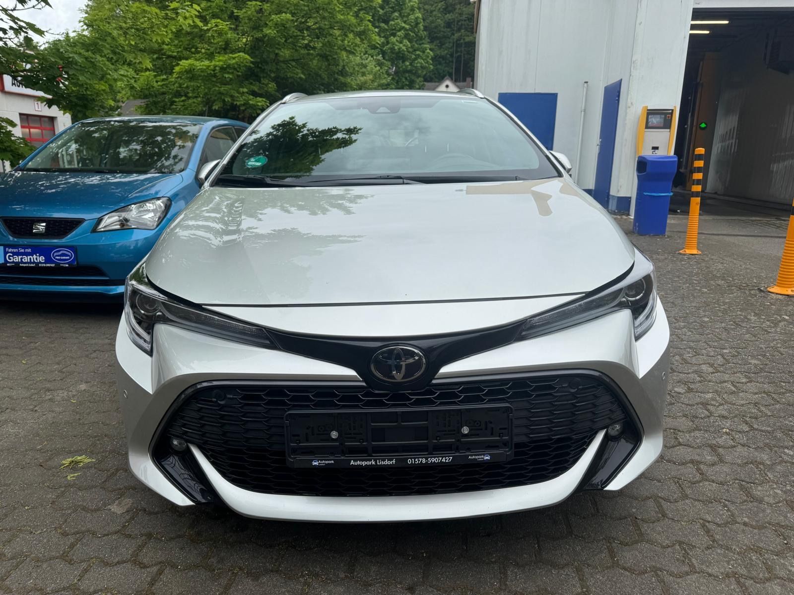Fahrzeugabbildung Toyota Corolla Touring Sports Team D