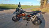 KTM 690 SM LC4 - KTM LC4 690