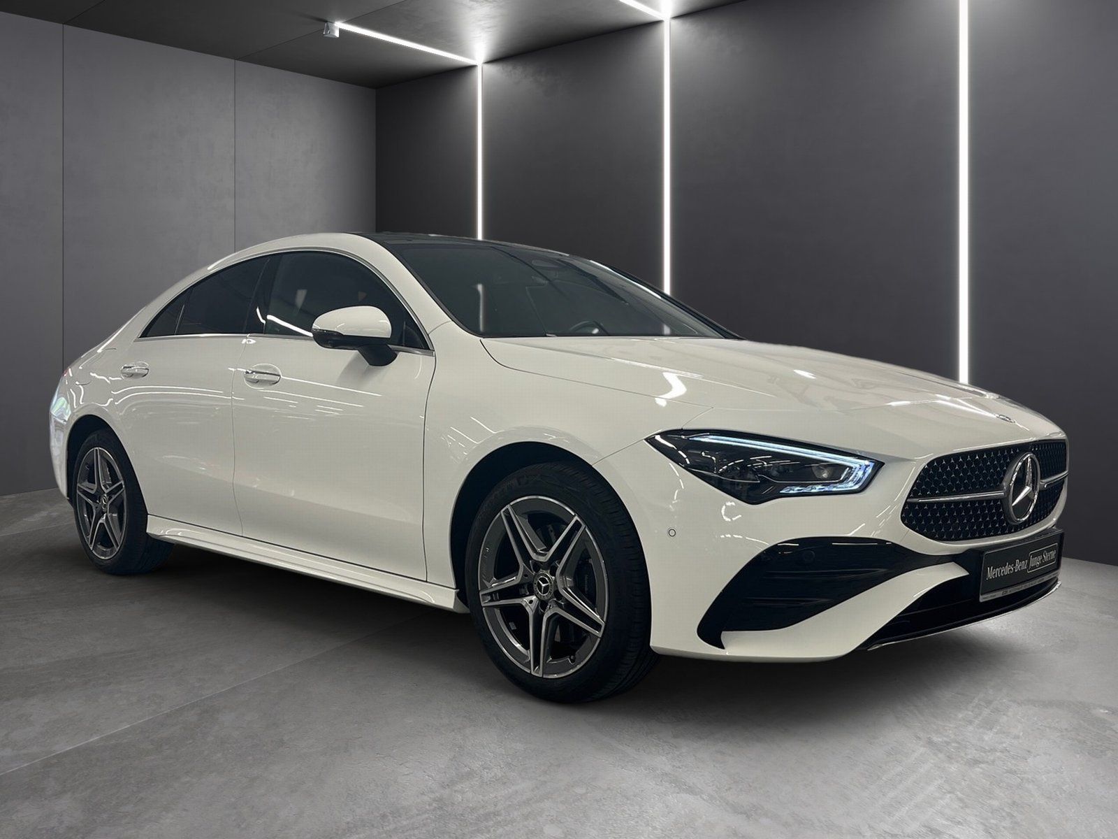 Fahrzeugabbildung Mercedes-Benz CLA 250 e AMG Plus*Pano*360°*MuBeam*Burmes*11kW*