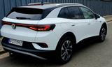 Volkswagen ID.4 Pro Garantie/Wärmep/Glasd/AHK/Matrix/ParkAs - VW ID.4 von privat