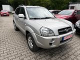 Hyundai TUCSON 2.0/WENIGKM/KLIMA/AHK/TÜVNEU - Hyundai aus 2008