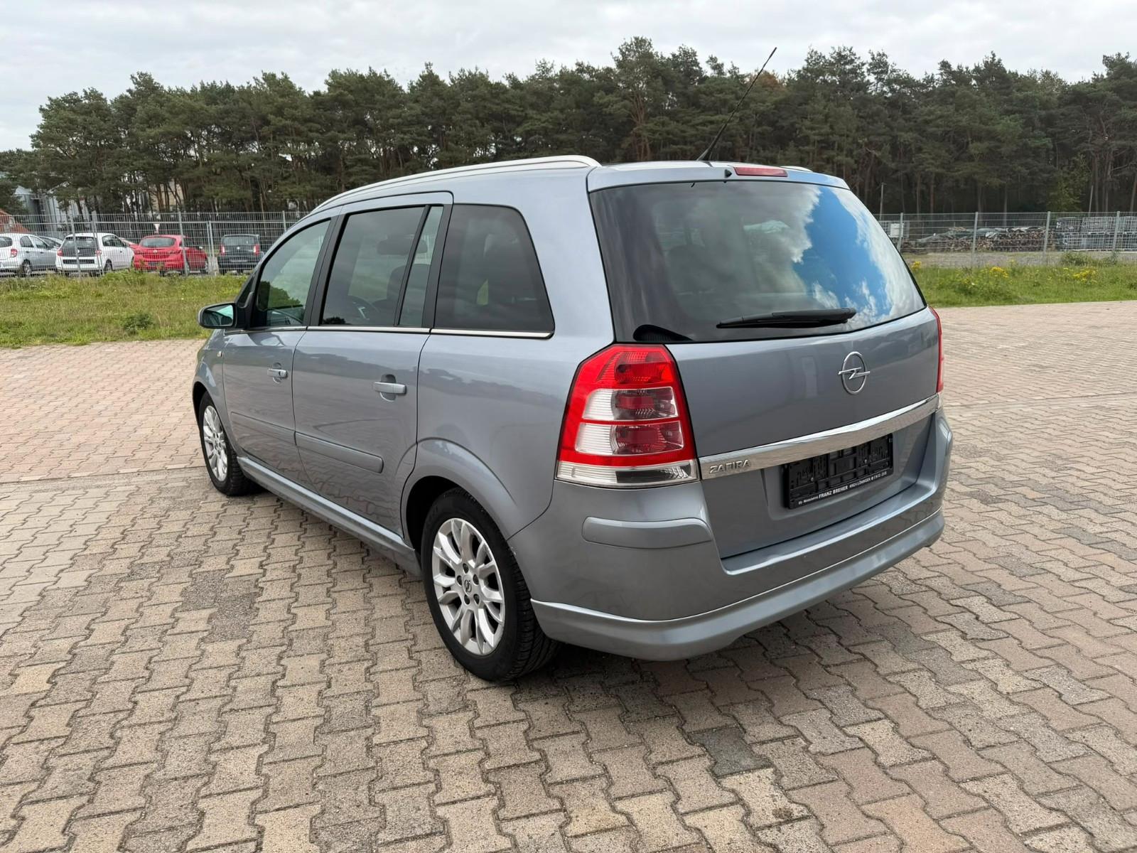 Opel Zafira B Sport