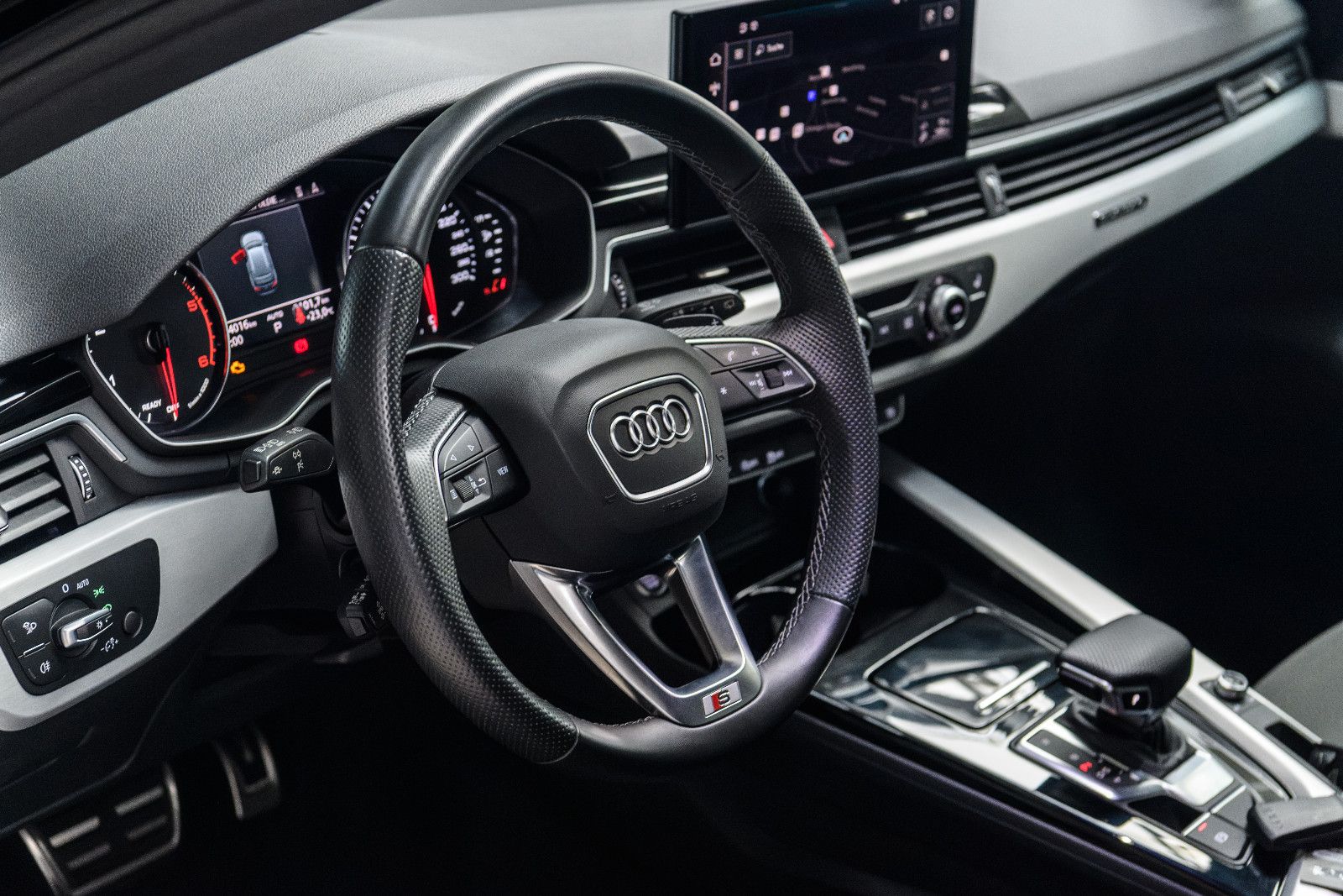 Fahrzeugabbildung Audi A4 Avant 40 TDI quattro advanced + Kamera +