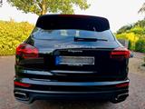 Porsche Cayenne Diesel - - Porsche Cayenne mit Diesel-Antrieb