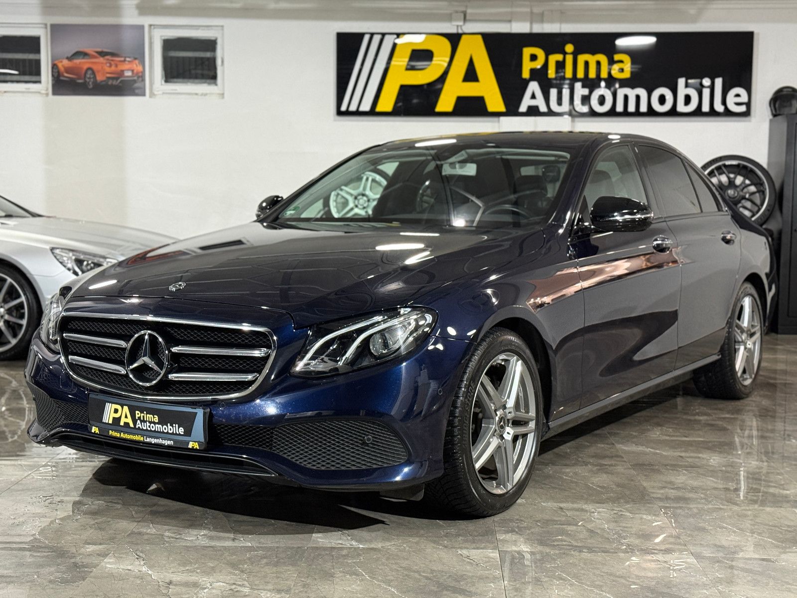 MERCEDES-BENZ E 200 Lim. Avantgarde Night Keyless Standheiz.