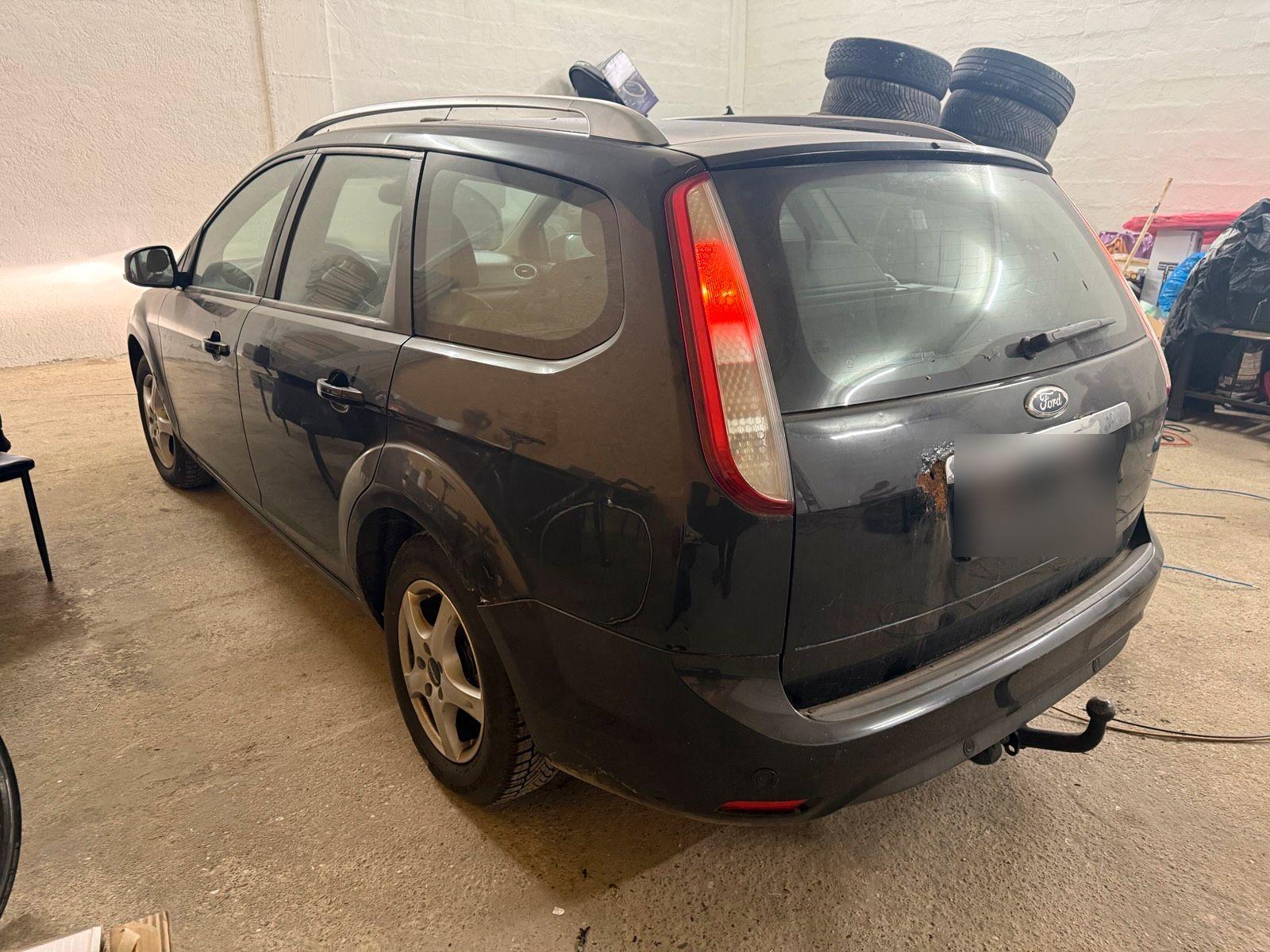 Ford Focus 2009 — photo 6