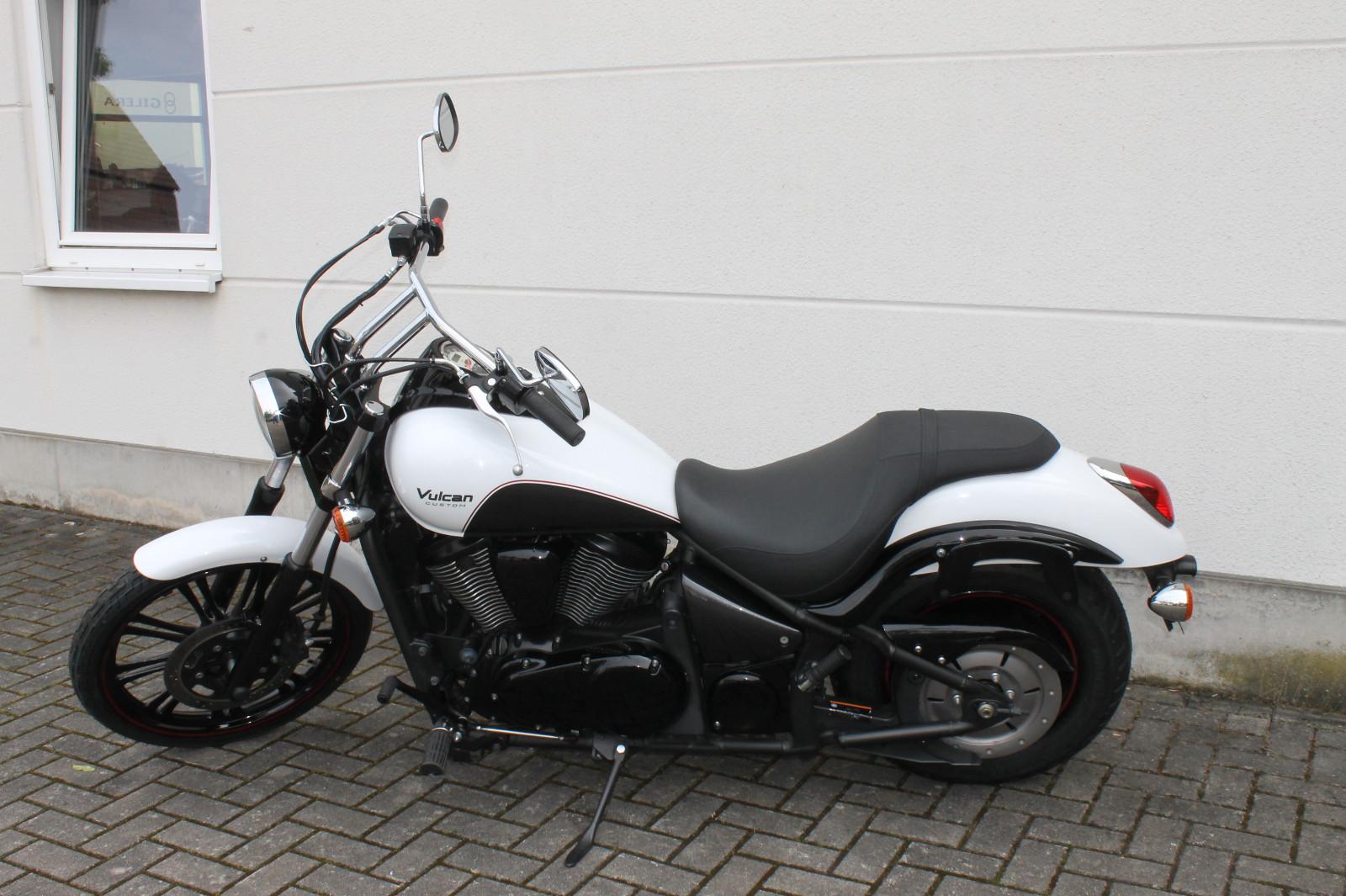 Kawasaki VN 900C/ Falcon Double Croove/Satteltaschen