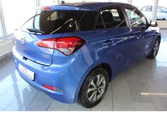Fahrzeugabbildung Hyundai i20 Passion,Sitzheizung,Multi,Bluetooth,Top-Zust