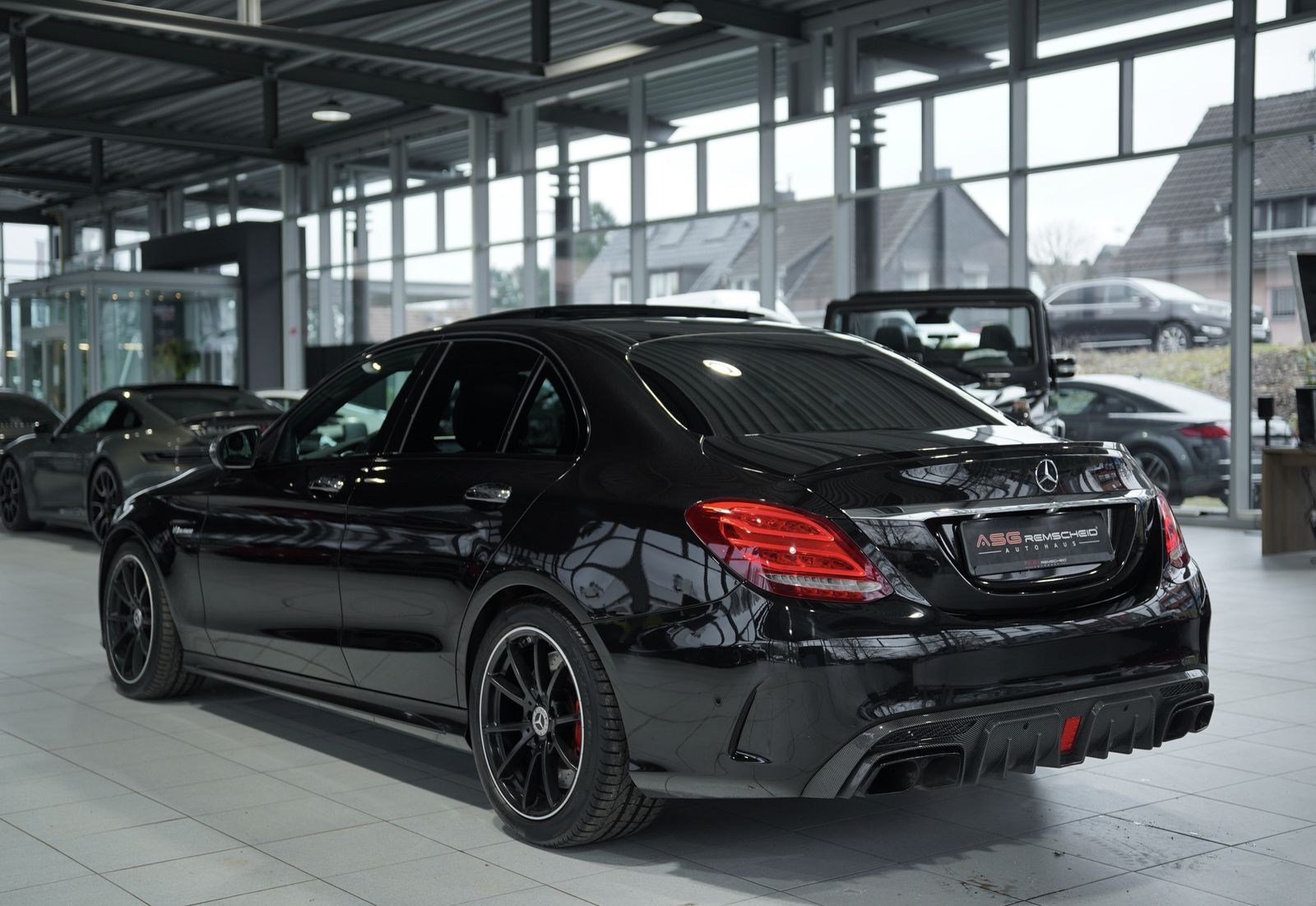 Mercedes Benz C 63 Amg