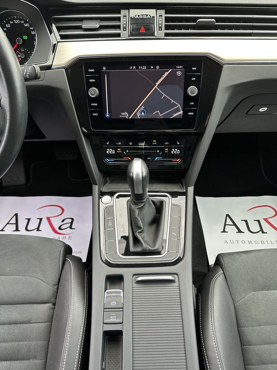 Fahrzeugabbildung Volkswagen Passat Variant 2.0 TDI DSG Elegance NAV+LED+ACC