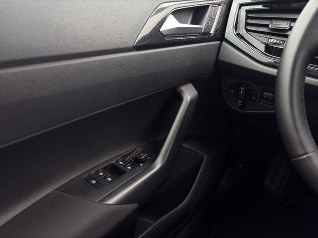 Fahrzeugabbildung Volkswagen Polo Life 1.0 TSI 70 kW *Navi*