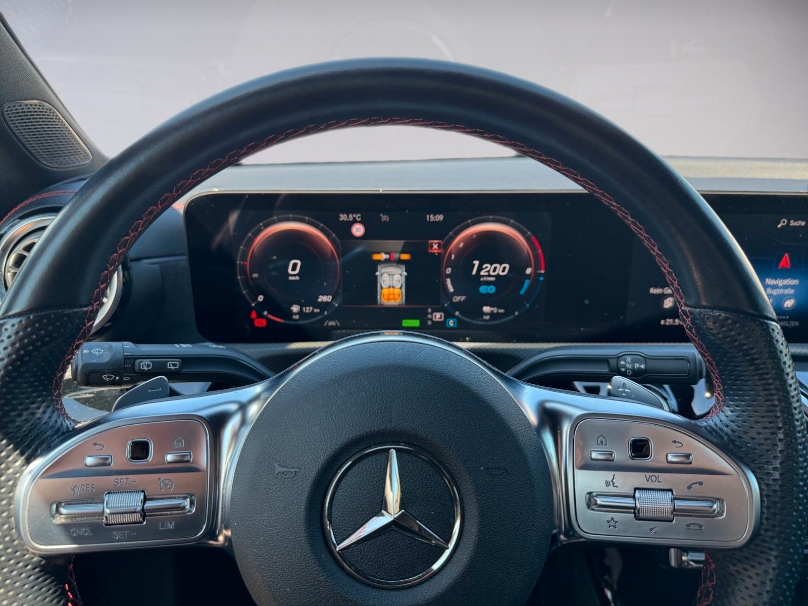 Fahrzeugabbildung Mercedes-Benz CLA250e Shooting Brake AMG Line