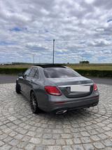 Mercedes-Benz E 220 d Autom. - - Mercedes-Benz E 220 in Kassel