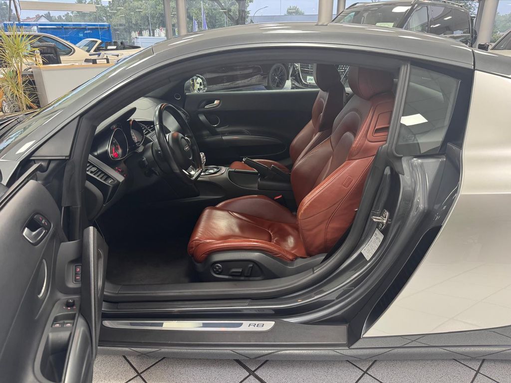 Audi R8 4.2 FSI V8 quattro*Bang & Olufsen*Tempomat*