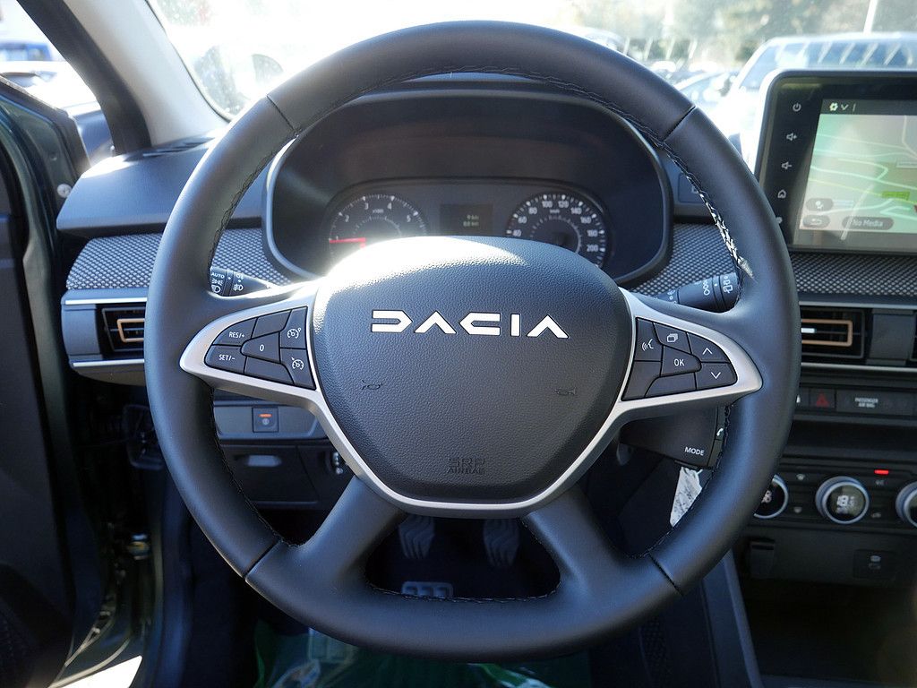 Fahrzeugabbildung Dacia Sandero Stepway Expression TCe 90