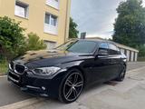 BMW 320d (F30) EfficientDynamics Ed Sport Line - BMW 320: E30