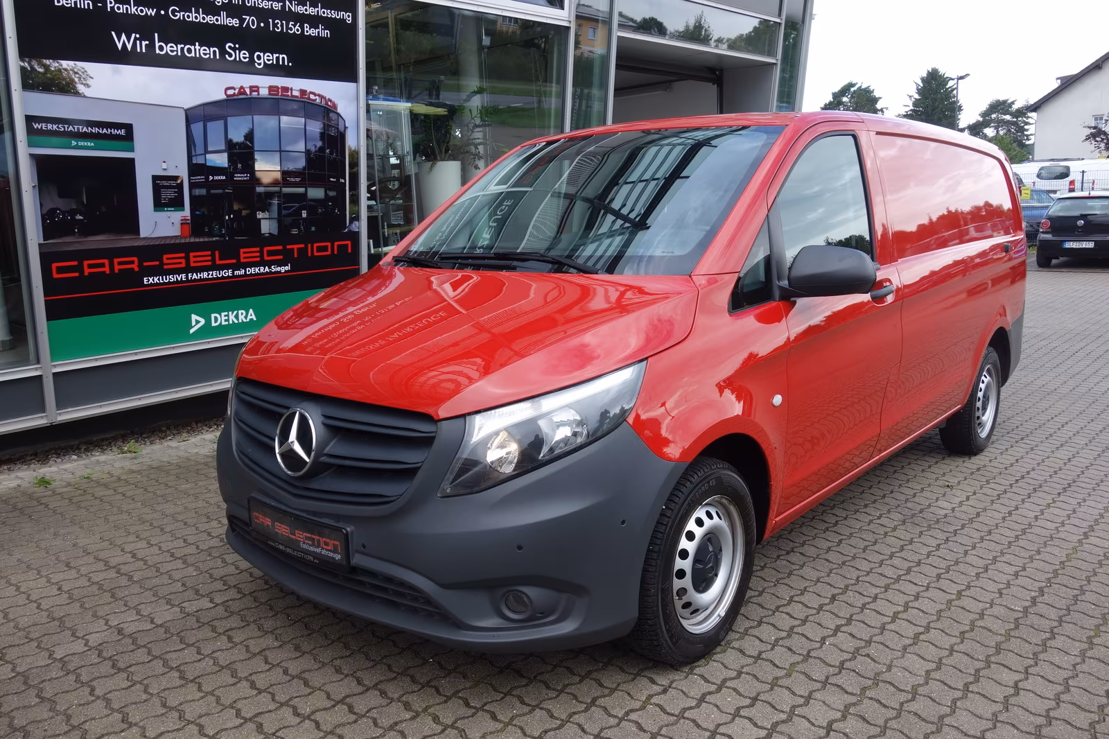 Mercedes-Benz Vito 114 CDI KASTEN LANG KAM/NAVI/PDC/9-G/KLIMA
