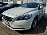 Volvo V40 D2 / 18  Zoll R-Design. - gebrauchte Volvo V40 aus dem Jahr 2015