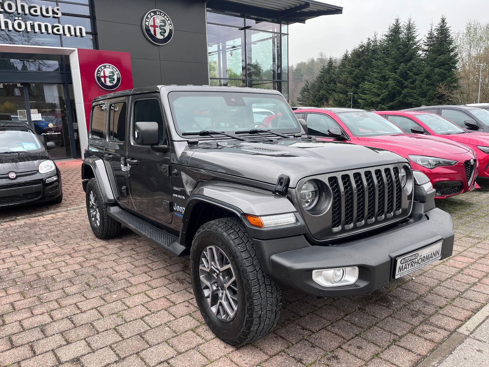 Fahrzeugabbildung Jeep Wrangler / Wrangler Unlimited Plug-In Hybrid Sah