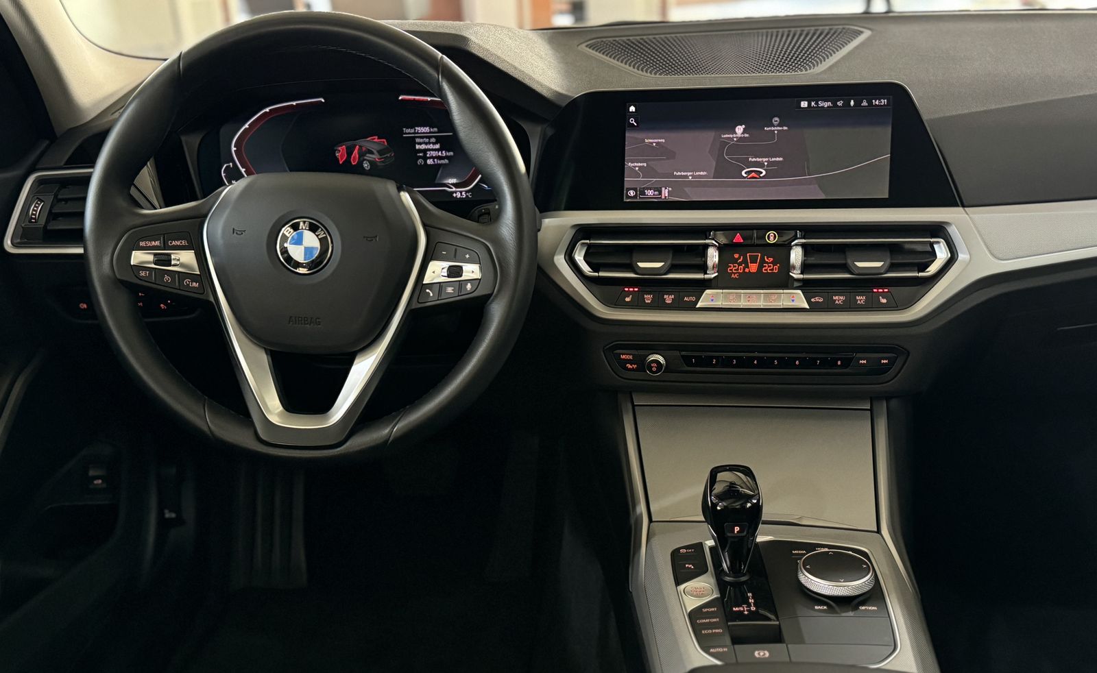 Fahrzeugabbildung BMW 320d DAB Kamera WLAN CockPitPr Sithzg Alarm LED