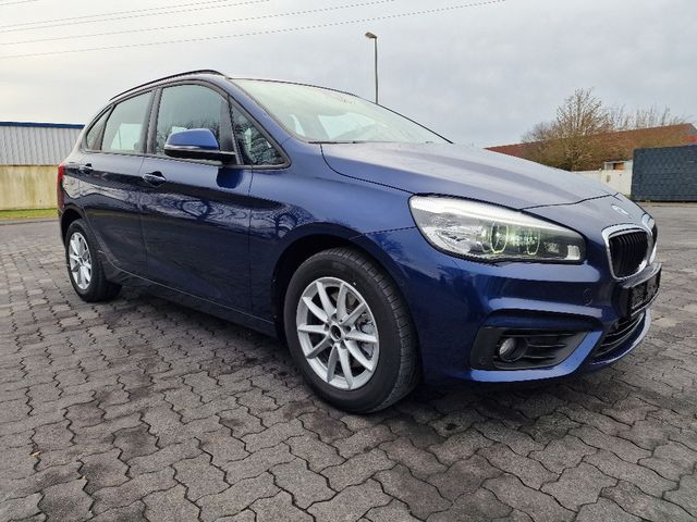 BMW Active Tourer 220 i Advantage Automatik Navi LED